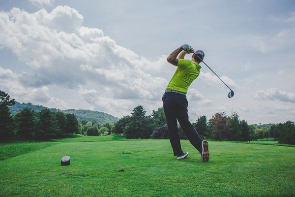 Quelles sont les techniques de méditation pour un golfeur avant un grand tournoi?