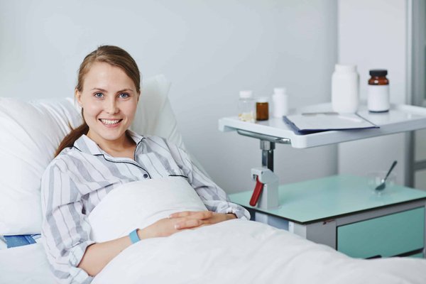 Quelle est la façon la plus efficace pour un basketteur de récupérer après un match en altitude ?